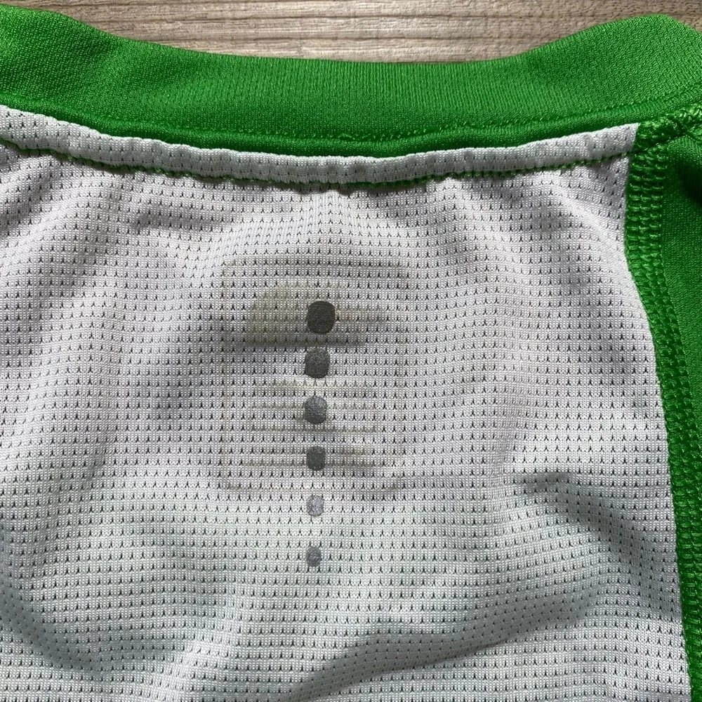 TNF The North Face Men's Vaporwick Short Sleeve T Shirt Size Medium Green‎ White